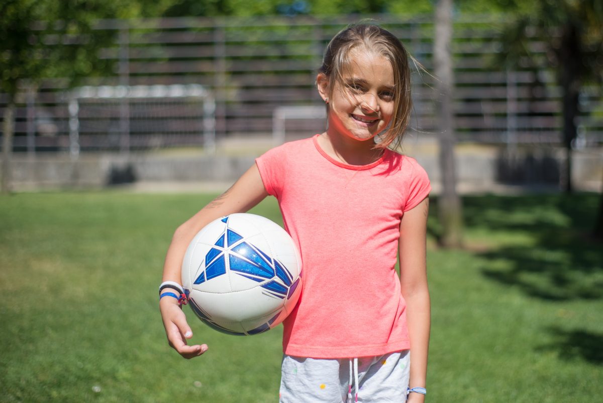 How SoccerKidz Can Help Girls Get into Football